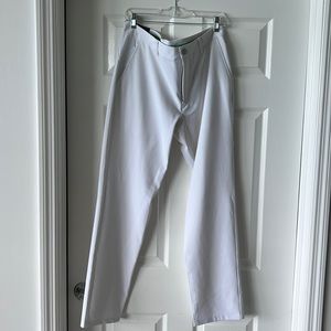 New with tags Bonobos golf pants.  34/32 athletic. White